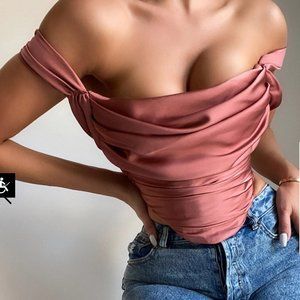 NEW WITH TAGS Rouge Aella Corset from House of CB Size M